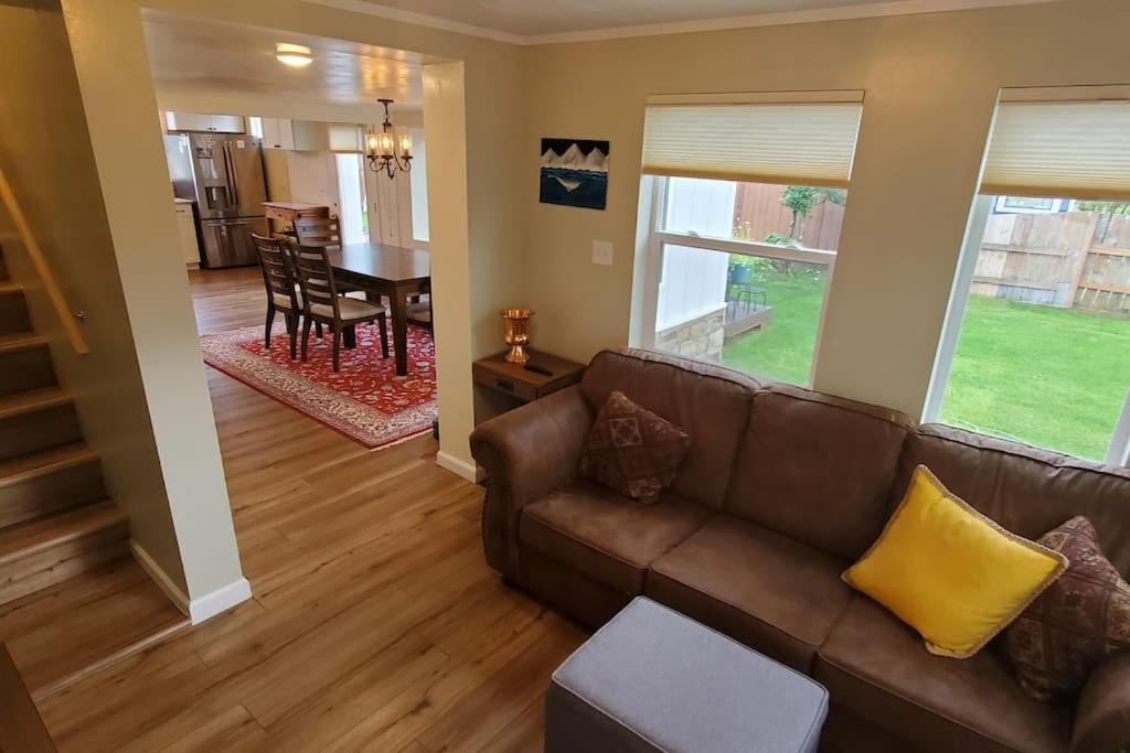 Luxury Dt Cottage - Free Parking - Self Check-In Anchorage Exterior photo
