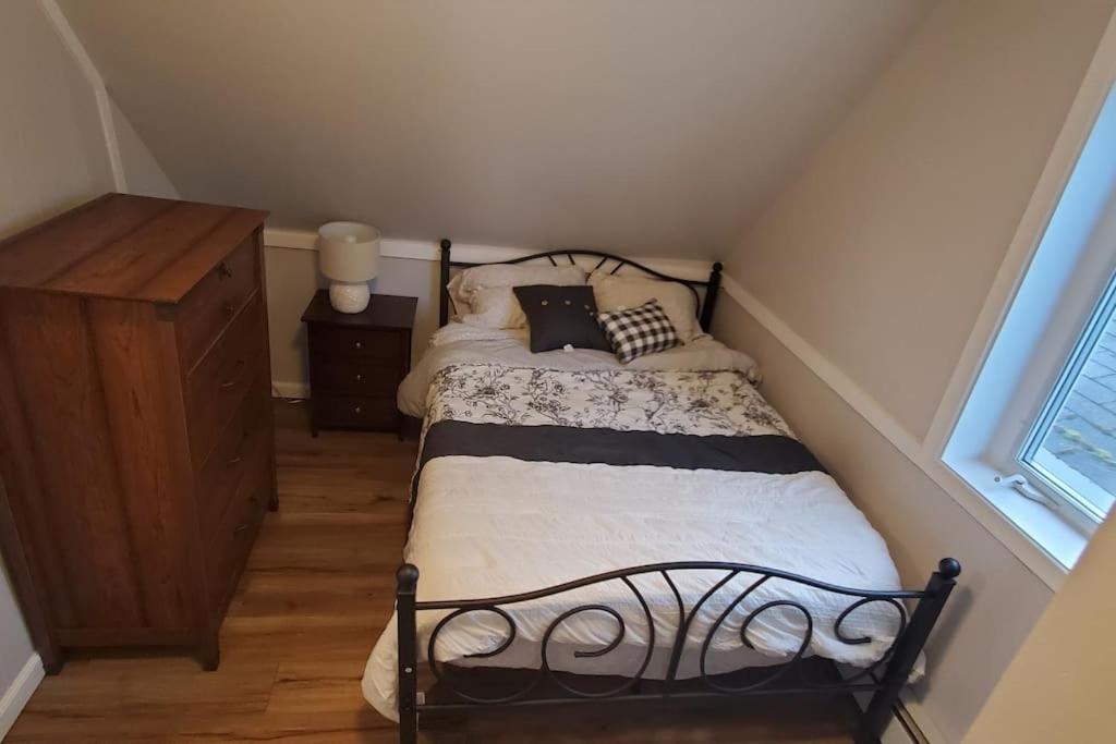 Luxury Dt Cottage - Free Parking - Self Check-In Anchorage Exterior photo